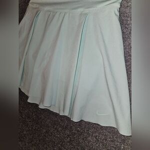 Nike 17inch long golf skort sea foam green size large